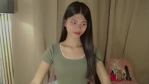 Vivian online show from 04.16.26