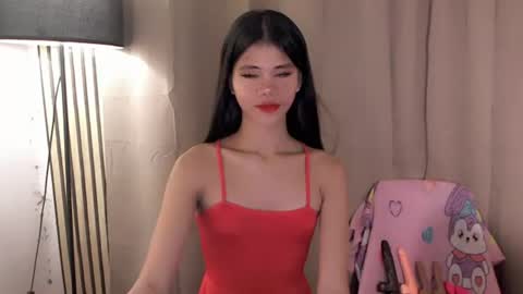 Vivian online show from 06.12.26