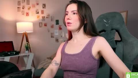 Chloe online show from 10.22.25