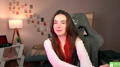 Chloe online show from 10.30.25