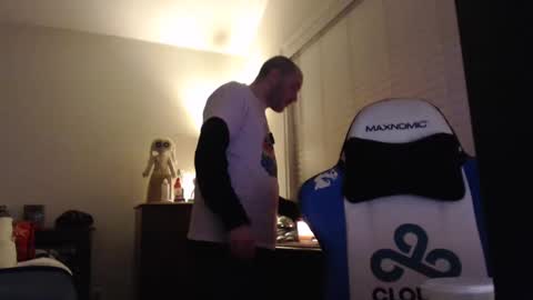 Snapshot of yourhighnessthis9inch chatting on 02.04.25 Sh online show from 02.04.25