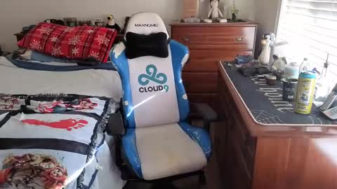 Snapshot of yourhighnessthis9inch chatting on 10.23.25 Sh online show from 10.23.25