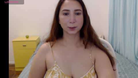 Snapshot of yourhoneypiexx chatting on 02.12.25 Honey online show from 02.12.25