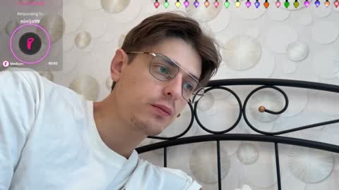 Snapshot of yourhotchristian chatting on 12.25.24 Chris online show from 12.25.24