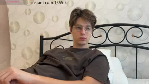 Snapshot of yourhotchristian chatting on 02.18.25 Chris online show from 02.18.25