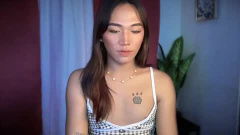 Snapshot of yourhotlove_jamellaxxx chatting on 10.07.25 LOVING JAMMELA online show from 10.07.25