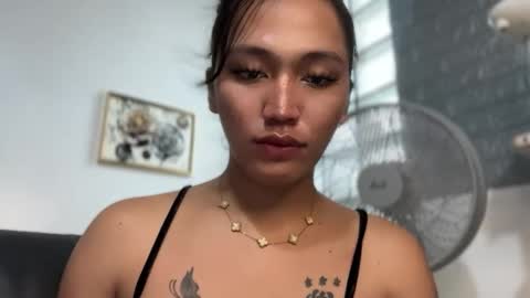 Snapshot of yourhotlove_jamellaxxx chatting on 10.26.25 LOVING JAMMELA online show from 10.26.25