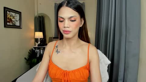 Snapshot of yourhotpatricia69 chatting on 12.17.24 patty online show from 12.17.24