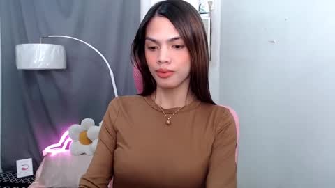 Snapshot of yourhotpatricia69 chatting on 01.04.25 patty online show from 01.04.25