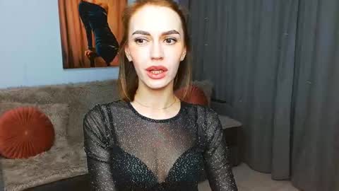 Snapshot of yourladysunshine chatting on 01.09.25 Ksyusha online show from 01.09.25