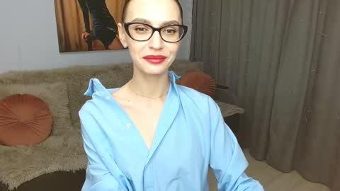 Snapshot of yourladysunshine chatting on 01.14.25 Ksyusha online show from 01.14.25