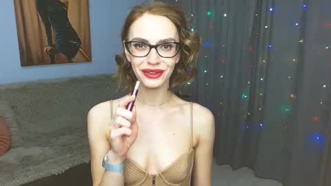Snapshot of yourladysunshine chatting on 01.18.25 Ksyusha online show from 01.18.25