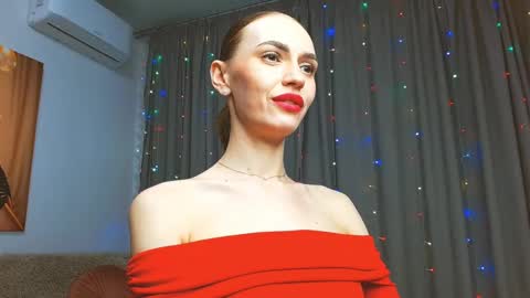 Snapshot of yourladysunshine chatting on 01.27.25 Ksyusha online show from 01.27.25
