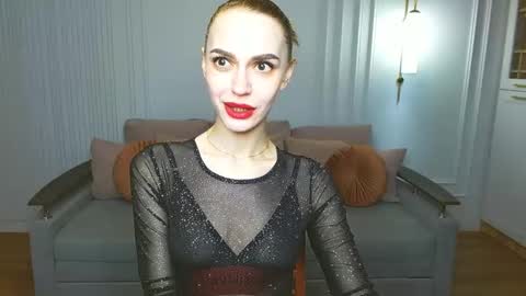Snapshot of yourladysunshine chatting on 02.07.25 Ksyusha online show from 02.07.25