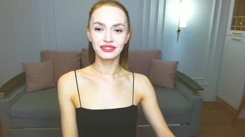 Snapshot of yourladysunshine chatting on 02.13.25 Ksyusha online show from 02.13.25