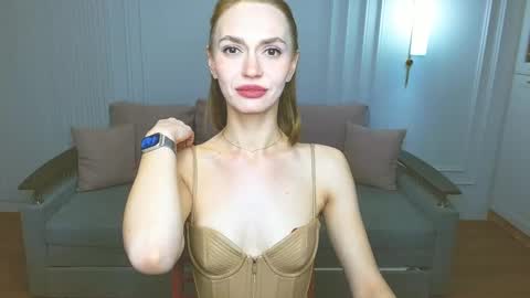 Snapshot of yourladysunshine chatting on 02.13.25 Ksyusha online show from 02.13.25