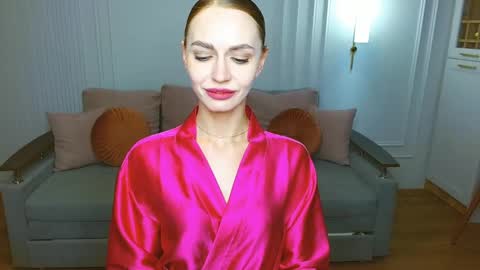 Snapshot of yourladysunshine chatting on 02.14.25 Ksyusha online show from 02.14.25