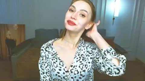 Snapshot of yourladysunshine chatting on 02.18.25 Ksyusha online show from 02.18.25
