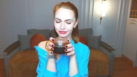 Snapshot of yourladysunshine chatting on 02.22.25 Ksyusha online show from 02.22.25