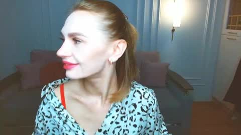 Snapshot of yourladysunshine chatting on 03.02.25 Ksyusha online show from 03.02.25