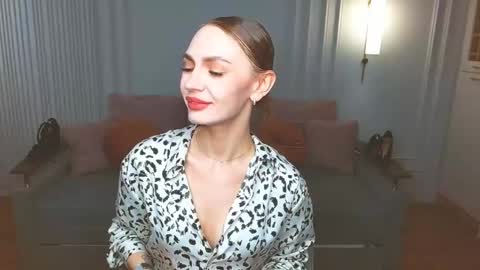 Snapshot of yourladysunshine chatting on 03.09.25 Ksyusha online show from 03.09.25