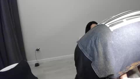 Snapshot of yourlovelyjenny chatting on 10.12.25 AJ online show from 10.12.25