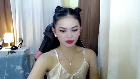 your lovely Dina online show from 02.28.25