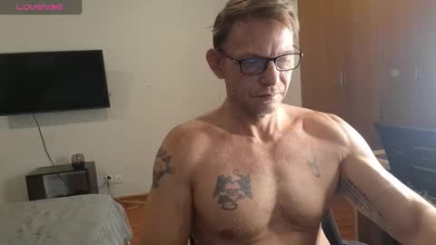 Ellie and Wesley online show from 12.15.25