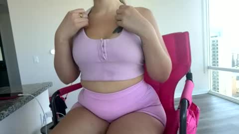Snapshot of yourneighborcamilla chatting on 06.29.26 Your Neighbor Camilla online show from 06.29.26