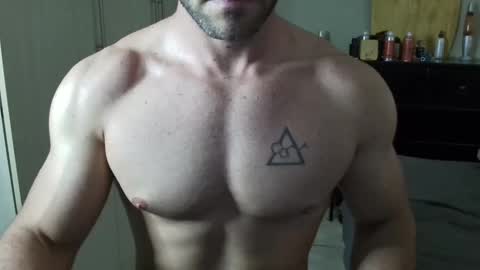 Snapshot of yournewbbe chatting on 01.21.25 yournewbbe online show from 01.21.25