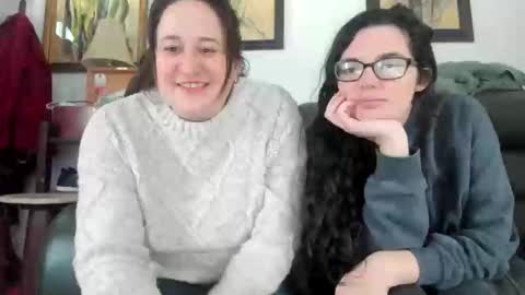 Snapshot of yournewfavoritecamgirl chatting on 01.15.26 Lexi online show from 01.15.26