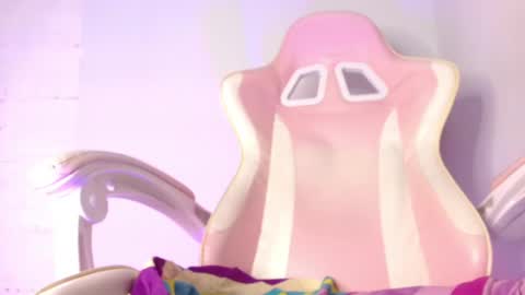 Snapshot of youronlydawn chatting on 02.10.25 Dawn online show from 02.10.25