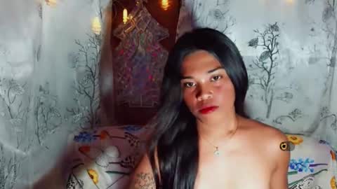 yourqueen_19 online show from 05.18.26