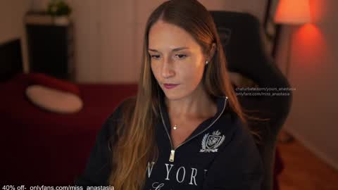Snapshot of yours_anastasia chatting on 09.16.25 Anastasia online show from 09.16.25