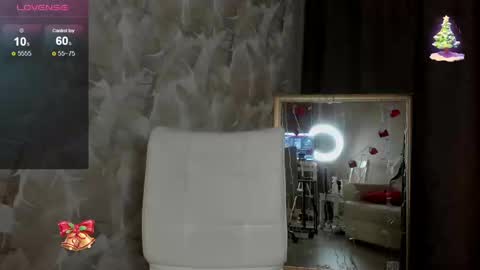 Snapshot of yoursexenergy chatting on 12.19.24 yoursexenergy online show from 12.19.24