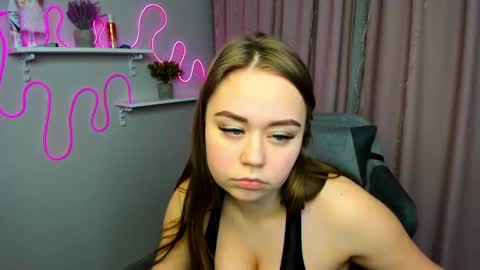 Snapshot of yoursexenergy chatting on 02.18.25 yoursexenergy online show from 02.18.25