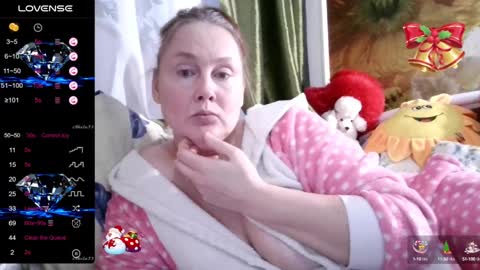 Snapshot of yoursexkroshka chatting on 12.29.24 kroshka online show from 12.29.24