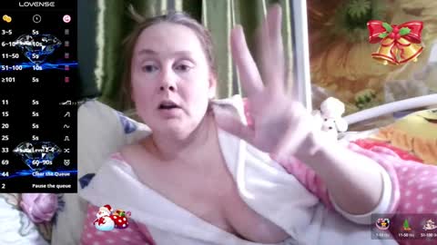 Snapshot of yoursexkroshka chatting on 12.30.24 kroshka online show from 12.30.24