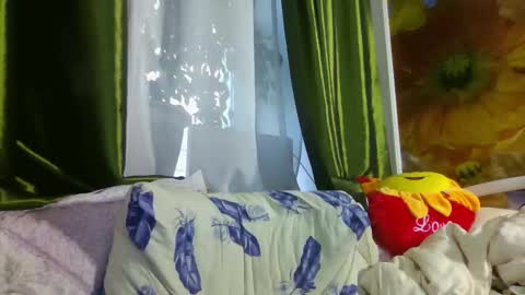 Snapshot of yoursexkroshka chatting on 09.09.25 kroshka online show from 09.09.25