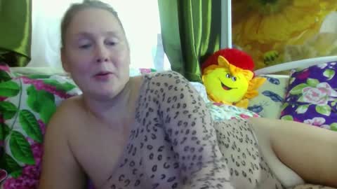 Snapshot of yoursexkroshka chatting on 10.08.25 kroshka online show from 10.08.25