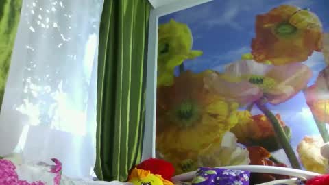 Snapshot of yoursexkroshka chatting on 10.13.25 kroshka online show from 10.13.25