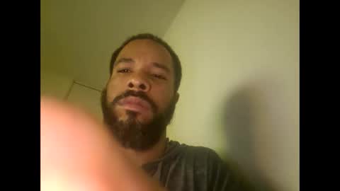 Snapshot of yoursexydaddy79 chatting on 12.15.25 mother fucker online show from 12.15.25