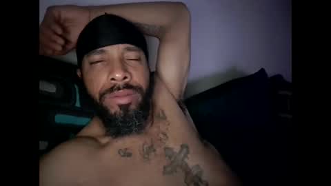 Snapshot of yoursexydaddy79 chatting on 04.04.26 mother fucker online show from 04.04.26