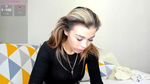 Snapshot of yoursoul_mila chatting on 02.08.25 yoursoul_mila online show from 02.08.25