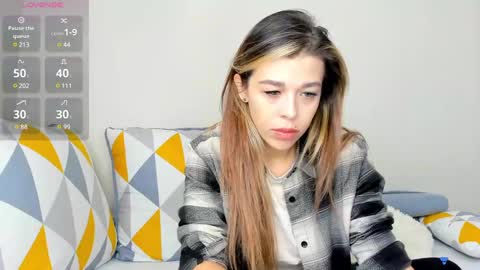 Snapshot of yoursoul_mila chatting on 02.19.25 yoursoul_mila online show from 02.19.25