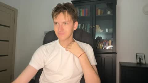 Mark Leon online show from 09.16.25