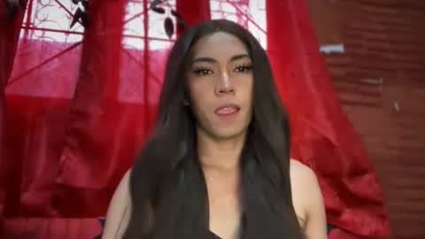 yoursweet_april19 online show from 05.13.26