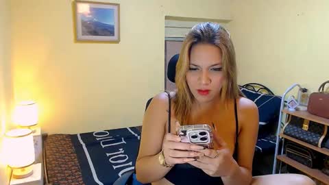 YourDreamgirl  online show from 02.28.25