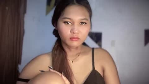 yoursweetgirl_zia online show from 05.19.26