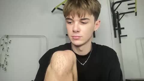 yoursweetyguy online show from 12.19.25